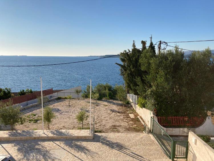 Angeliki Apartamento *